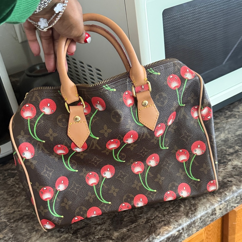 Lv speedy cherry